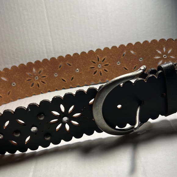Express Accessories - Y2K leather belt express thick bling cut out